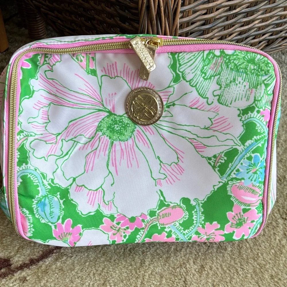 NWOT Lilly Pulitzer Green & Pink Floral Multi Purpose Bag
